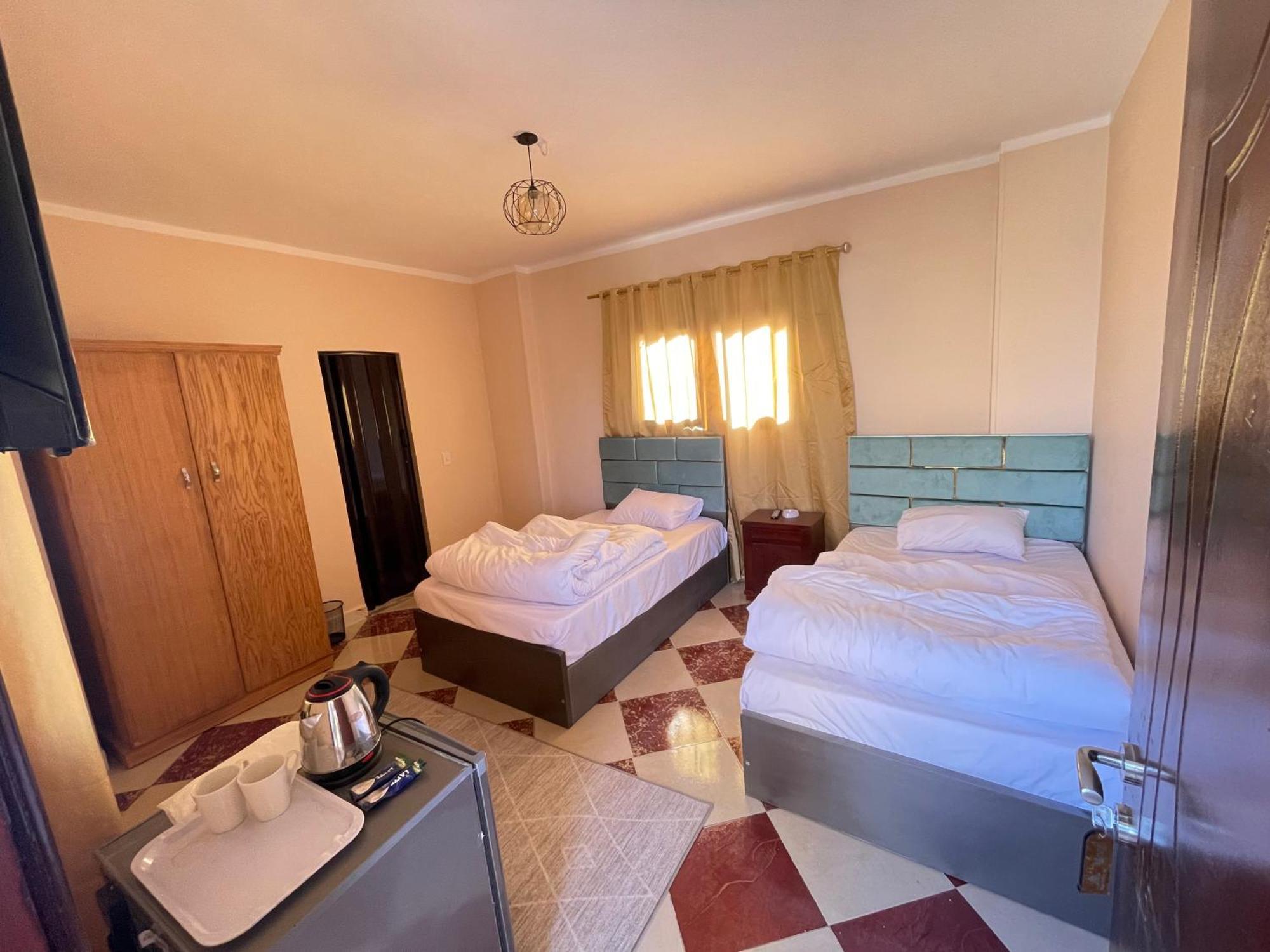 Sami Holiday Inn - Pyramids View Rooftop Al Kawm al Akhdar 外观 照片
