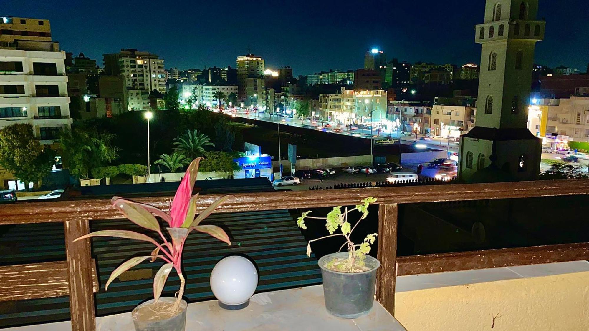 Sami Holiday Inn - Pyramids View Rooftop Al Kawm al Akhdar 外观 照片