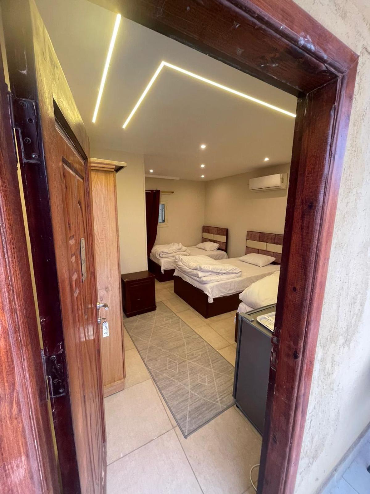 Sami Holiday Inn - Pyramids View Rooftop Al Kawm al Akhdar 外观 照片