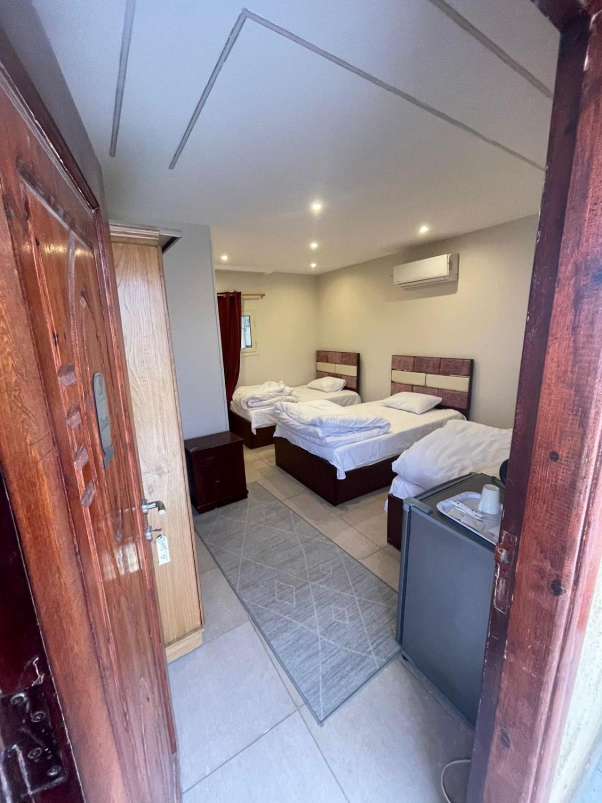 Sami Holiday Inn - Pyramids View Rooftop Al Kawm al Akhdar 外观 照片